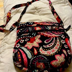 Adorable Vera Bradley crossbody.